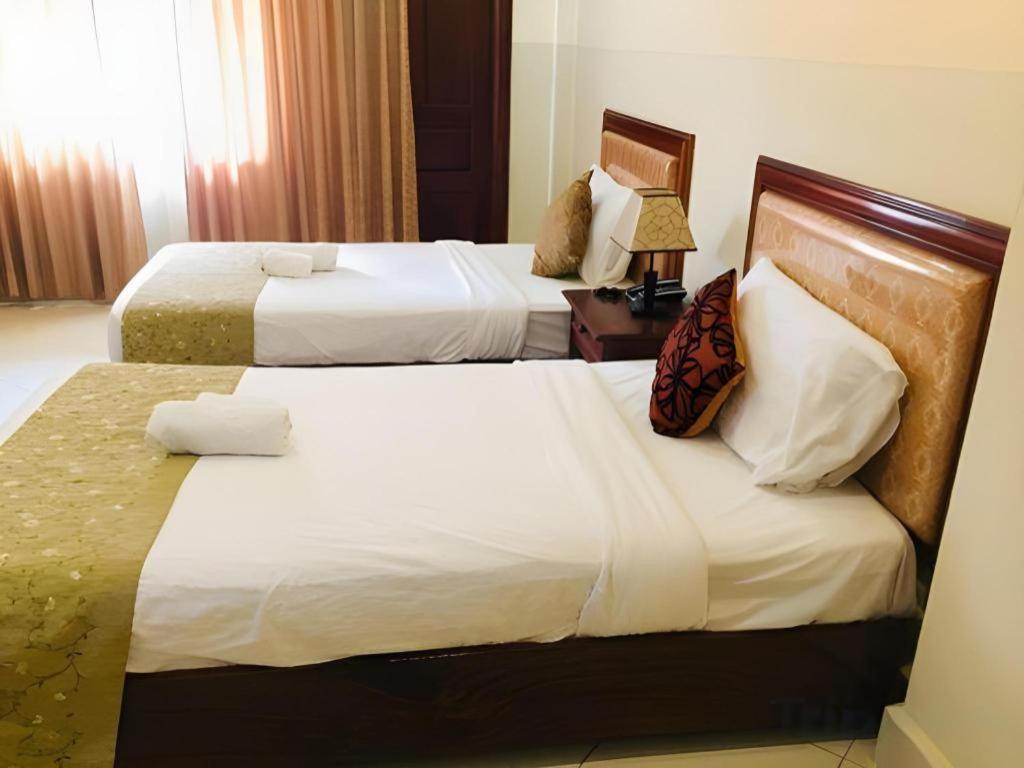นิวโรส บูทิค โฮเต็ล Hotel เวียงจันทน์ ภายนอก รูปภาพ