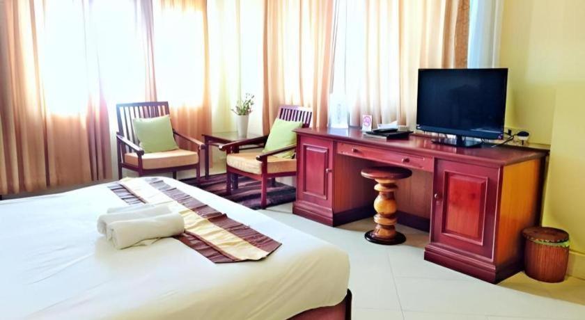 นิวโรส บูทิค โฮเต็ล Hotel เวียงจันทน์ ภายนอก รูปภาพ